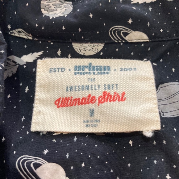 Urban Pipeline Causal Button Front Shirt Size MEDIUM 100% Cotton Car/Outerspace - Picture 2 of 6